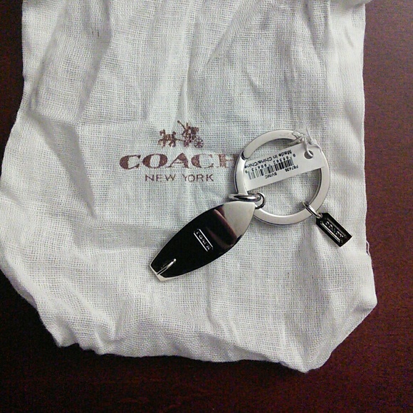 NWT Coach Keychain - Picture 3 of 3