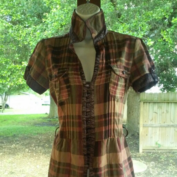 Cute browns top