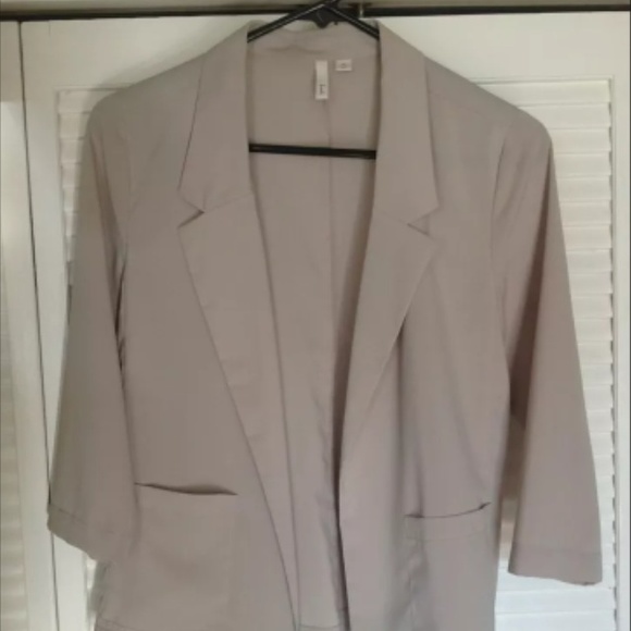 Frenchi tan blazer half sleeve size medium