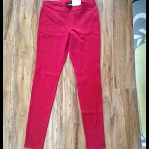 New HUE red jeggings medium leggings