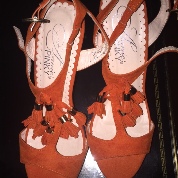 Annie Pinky orange and blue high heels