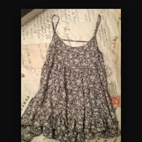 HOLD BM floral dress for joana