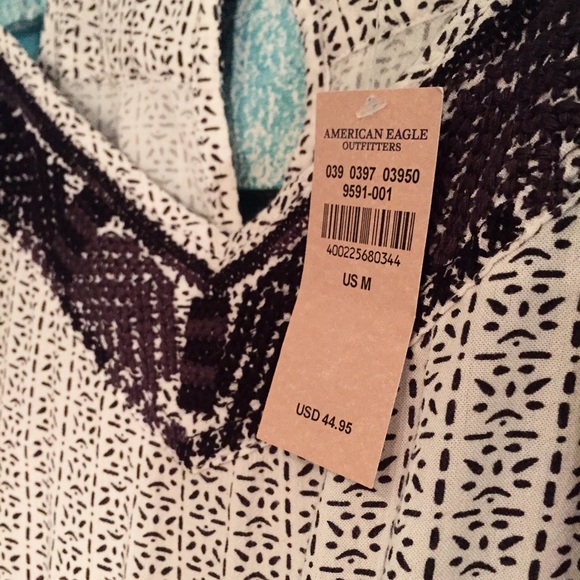 ❌SOLD❌Black and White Patterned Romper - Picture 4 of 4