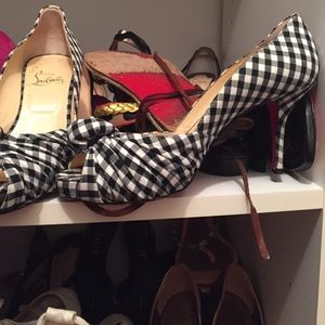 Auth Christian Louboutin pumps