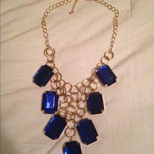 Statement necklace