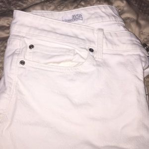 GAP white skinny jeans