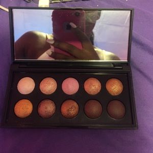 Eyeshadow Palette
