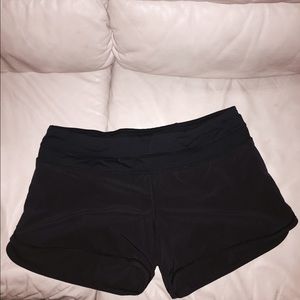 Lululemon short pants size 12 (pre-owned)