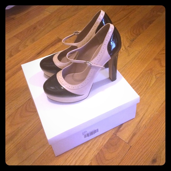 Vince Camuto never worn Mary Jane heels!