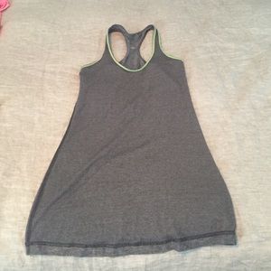 Lulu workout top