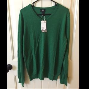 NWT H&M Merino Wool V-Neck XL Sweater