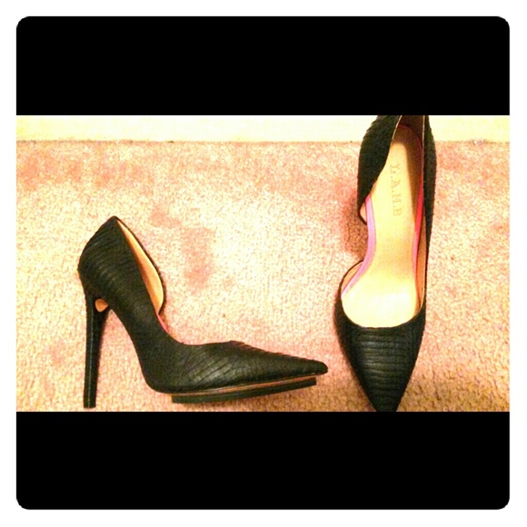 Lamb pumps