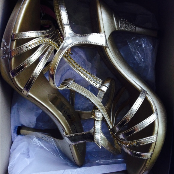 Prom shoes 👠 - Picture 1 of 3