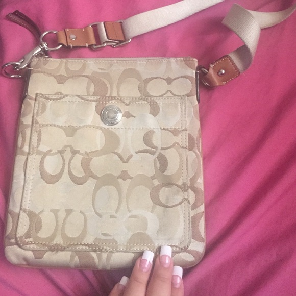 Coach purse/ Pictures are blurry I will add later