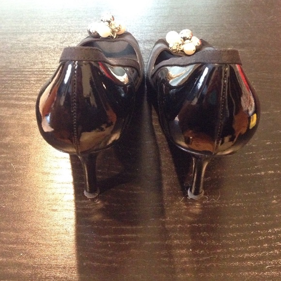 Designer Beverly Feldman heels - Picture 2 of 3