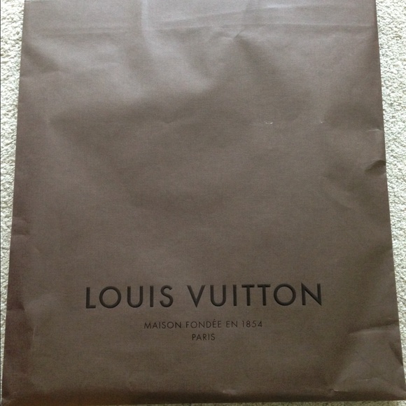 Louis Vuitton paper bag