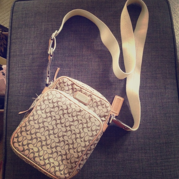 Authentic Coach Crossbody!