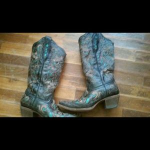 Womens corral boots size 7.5b