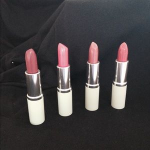 Clinique Lipstick Assortment