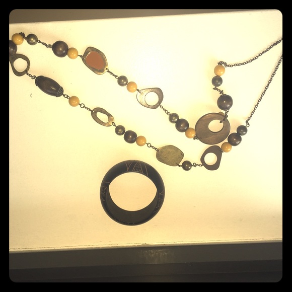 Wooden earthy colored accessories