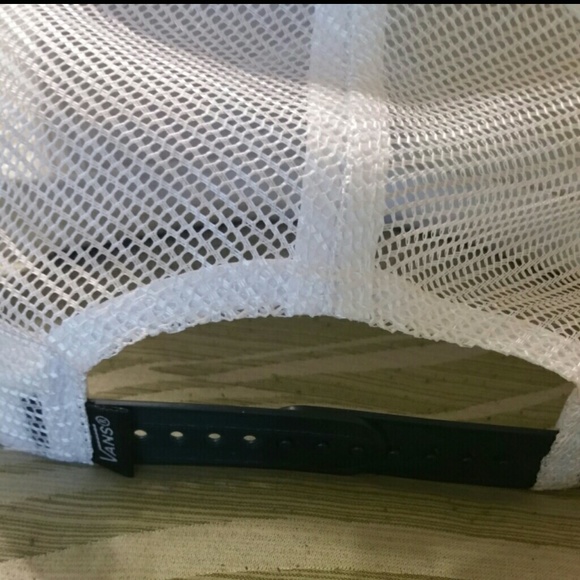 ***SOLD***Vans Snapback***SOLD*** - Picture 2 of 3