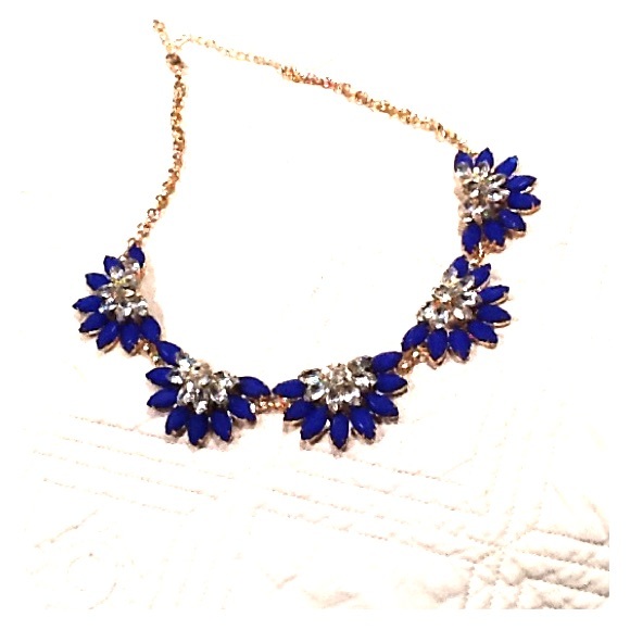 Gorgeous blue and gold statement necklace!