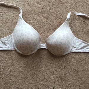 A Victoria secret bra