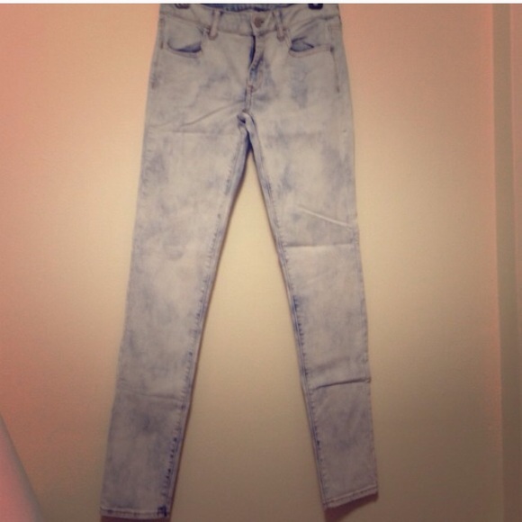 American Eagle Acid Wash Jeans