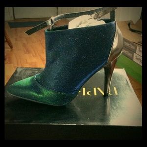 Paper Fox brand new never worn