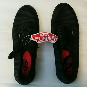 Brand New Vans Shoes 💙