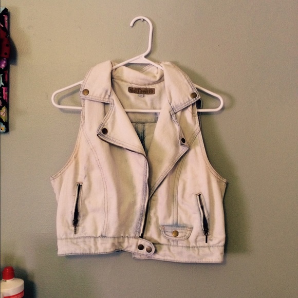 Acid Washed Denim Vest