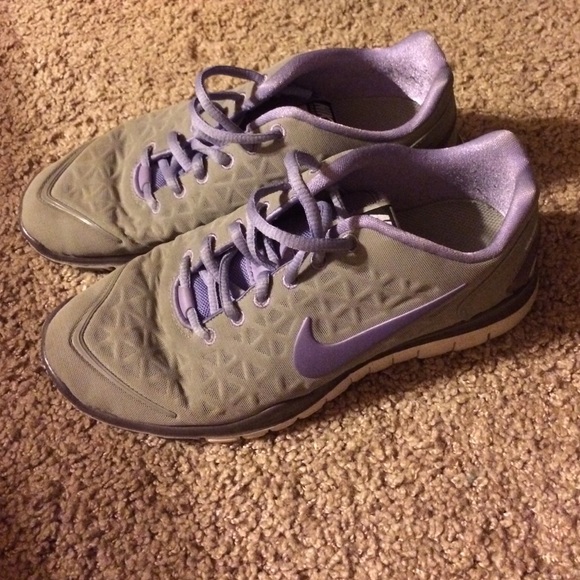 Women's Nikes. Size 7.
