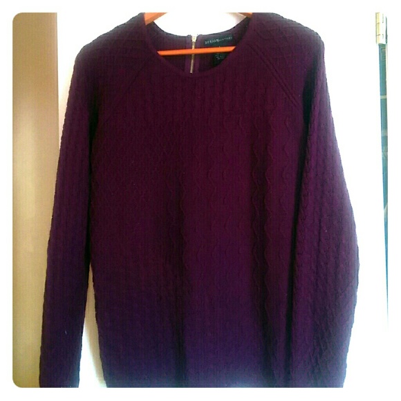Marroon knit sweater Sz L for @enf4