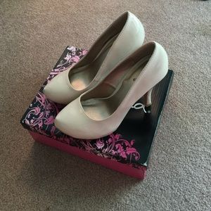 Nude heels