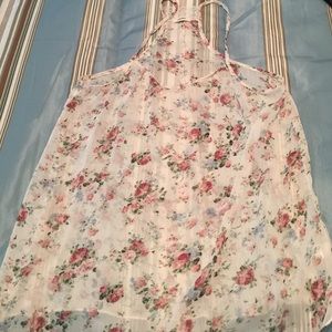 Flower prong tank top