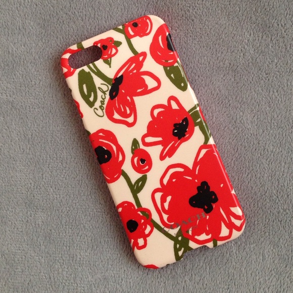 Coach Accessories - Coach Poppy Floral iPhone 5 case