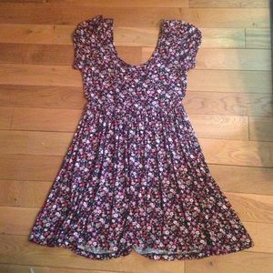 Womens Medium floral dress