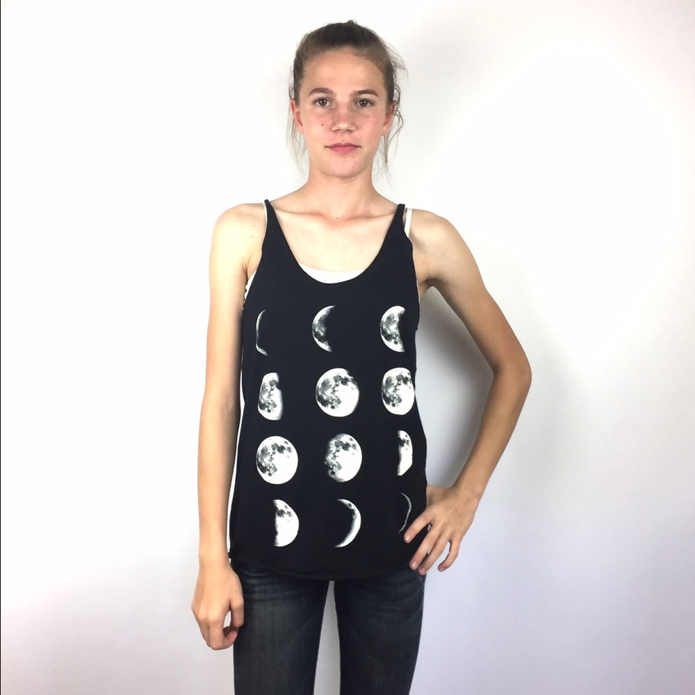 Moon Phases Tank - Picture 1 of 4