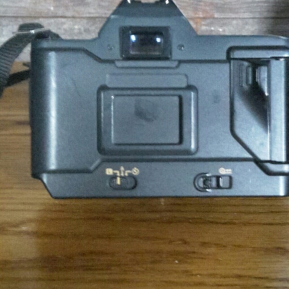 Cannon Camera - Picture 2 of 4