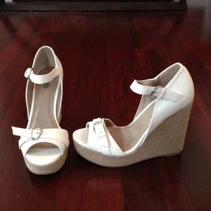 White wedges