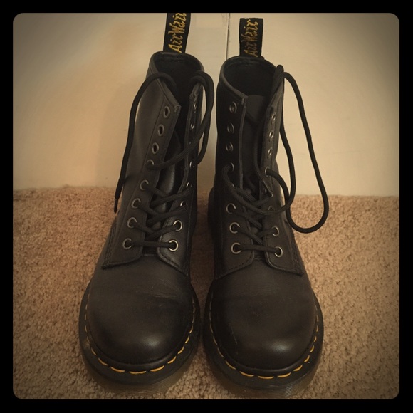 Dr. Martens 1460 W