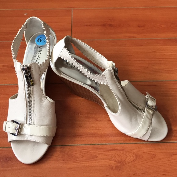 Michael Kors Off-White Wedges