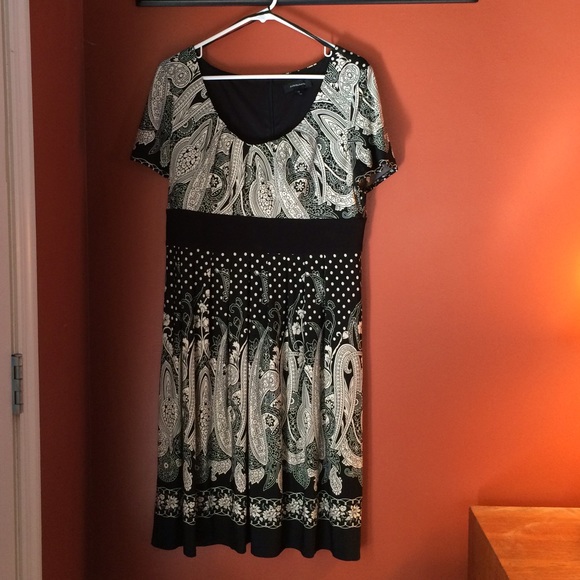 Black and white print dress