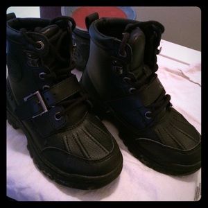 Polo children's boots hardly worn.