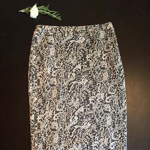 Charcoal grey and eggshell lace pencil skirt