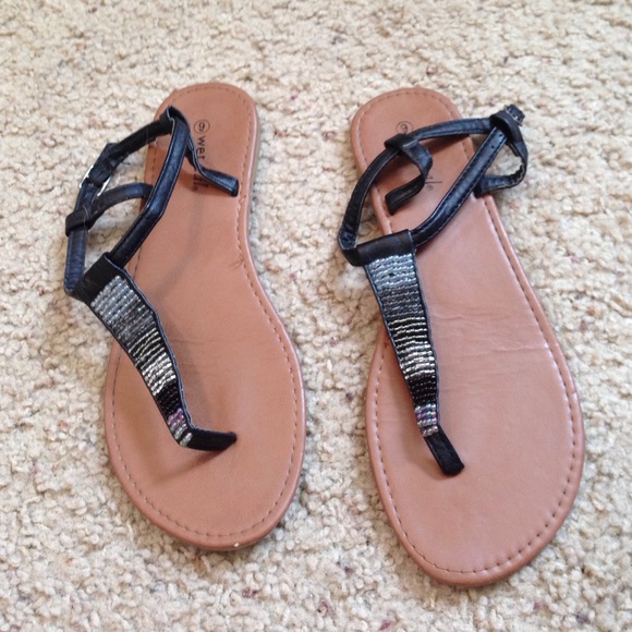Wet Seal size 9 sandals