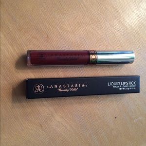 Anastasia Beverly Hills liquid lipstick - Heathers
