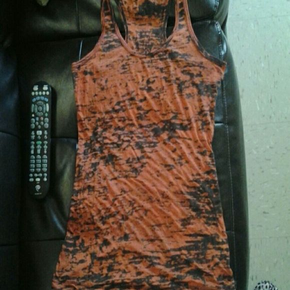 2 Urban  Outfitter printed tank tops - Picture 1 of 3