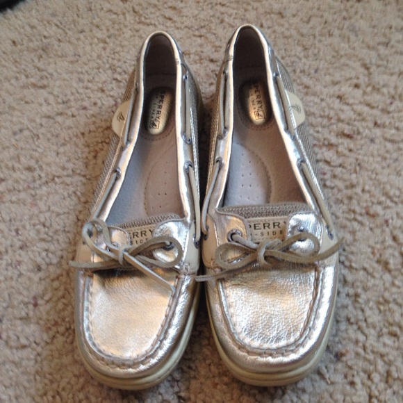 Sperry top-siders, never before worn size9