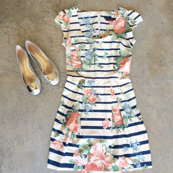 Dorothy Perkins Dresses & Skirts - Dorothy Perkins Sundress